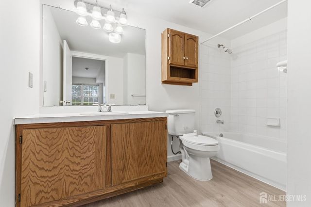 405 Plymouth Road, North Brunswick, NJ 08902