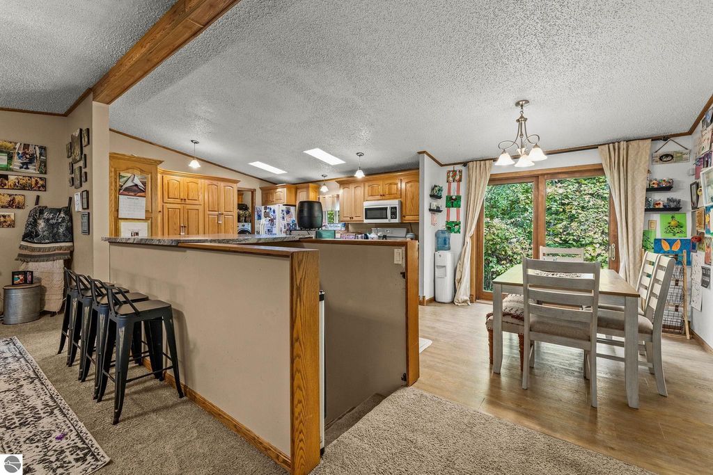 Image 46 of property listing at 4812 SE County Line Road, Shepherd, MI 48883