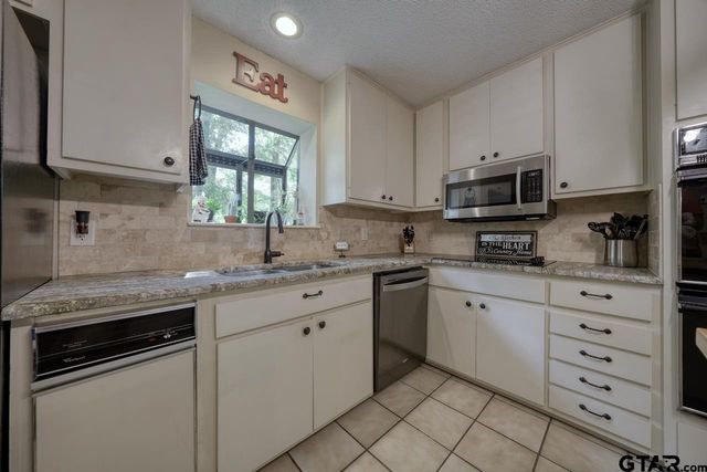 1649 Morningside Trl, Hideaway, TX 75771