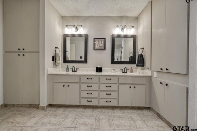 1649 Morningside Trl, Hideaway, TX 75771