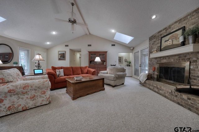 1649 Morningside Trl, Hideaway, TX 75771