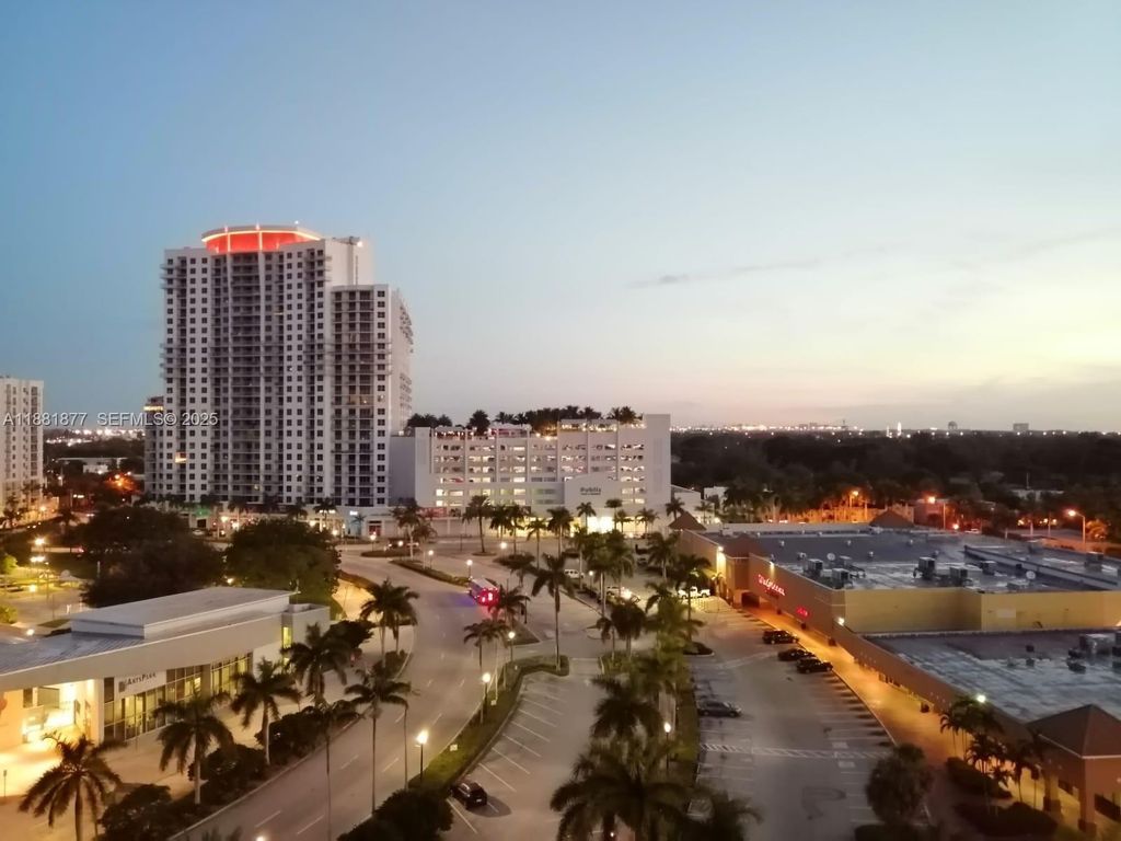 1720 Harrison Street 10F, Hollywood, FL 33020