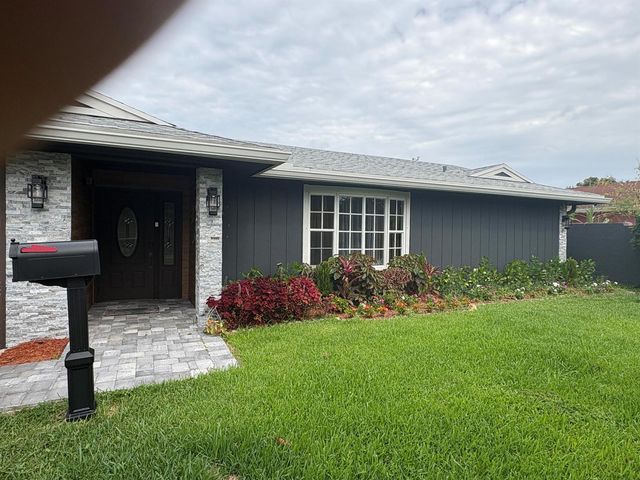 3501 Boulevard Boulevard, Delray Beach, FL 33445