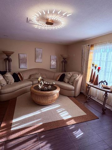 3501 Boulevard Boulevard, Delray Beach, FL 33445