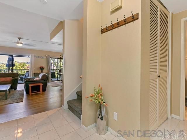2376 Caringa Way G, Carlsbad, CA 92009