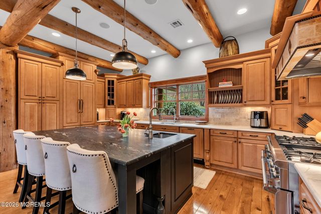 726 Kings Highway E, Atlantic Highlands, NJ 07716