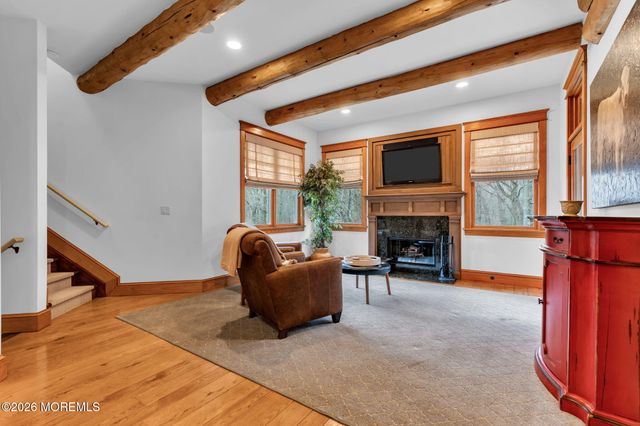 726 Kings Highway E, Atlantic Highlands, NJ 07716