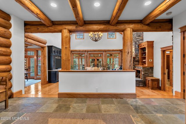 726 Kings Highway E, Atlantic Highlands, NJ 07716