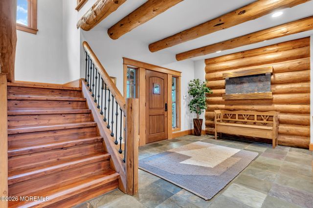 726 Kings Highway E, Atlantic Highlands, NJ 07716