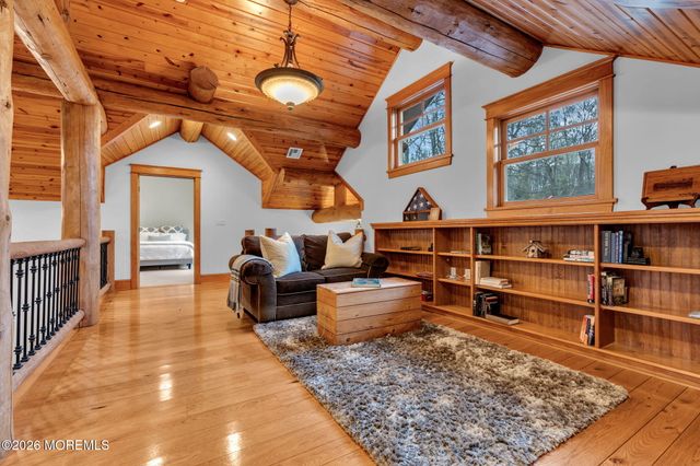 726 Kings Highway E, Atlantic Highlands, NJ 07716