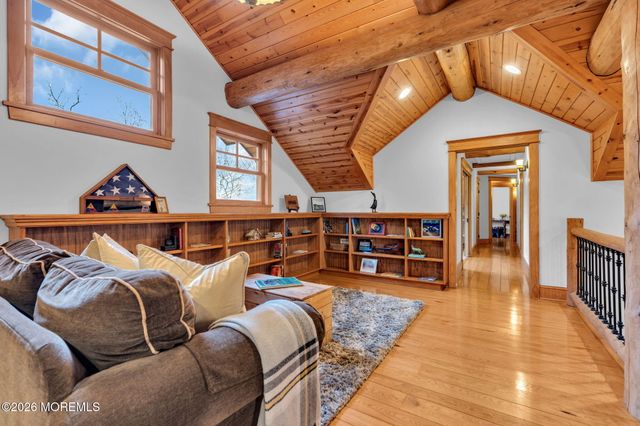 726 Kings Highway E, Atlantic Highlands, NJ 07716