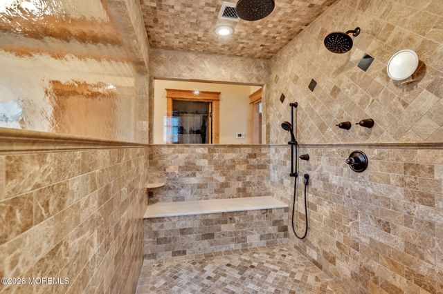 726 Kings Highway E, Atlantic Highlands, NJ 07716