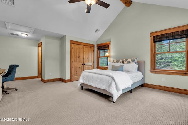 726 Kings Highway E, Atlantic Highlands, NJ 07716