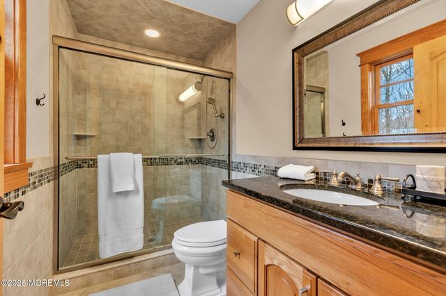 726 Kings Highway E, Atlantic Highlands, NJ 07716