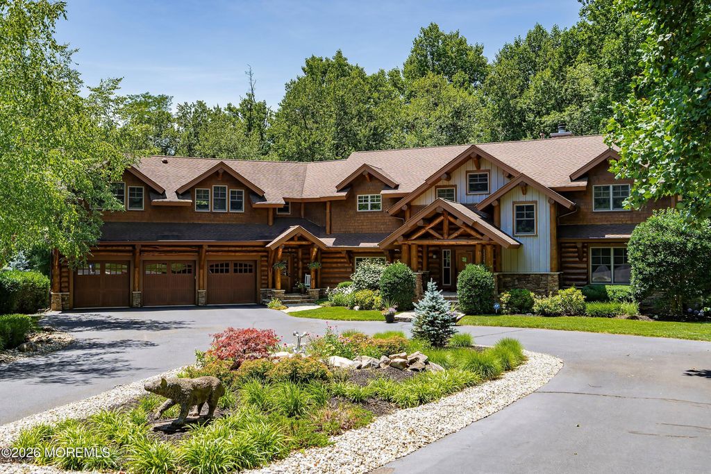 726 Kings Highway E, Atlantic Highlands, NJ 07716