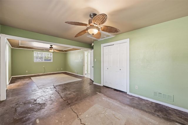 3764 Kiest Valley Parkway, Dallas, TX 75233