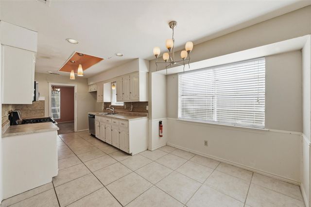 3764 Kiest Valley Parkway, Dallas, TX 75233