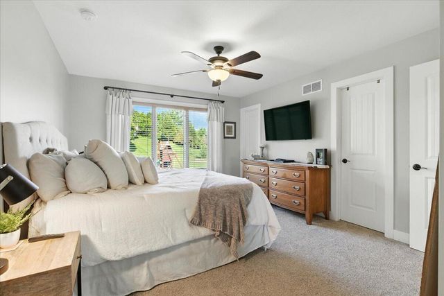 1527 CHESTNUT Drive, Council Bluffs, IA 51503