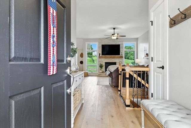 1527 CHESTNUT Drive, Council Bluffs, IA 51503