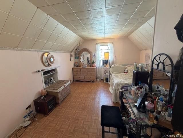 10 Ivy Place, Valley Stream, NY 11581