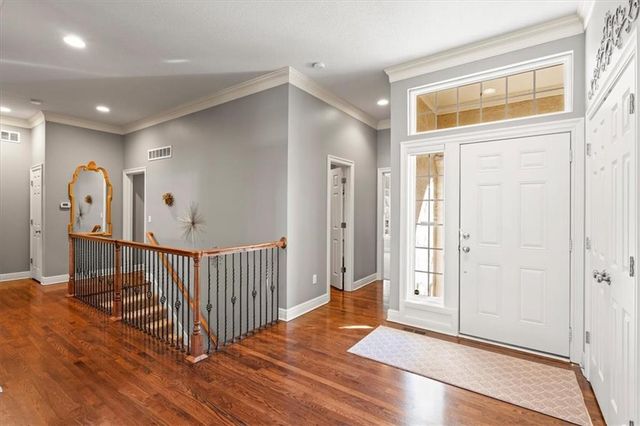 11812 S Carriage Road, Olathe, KS 66062