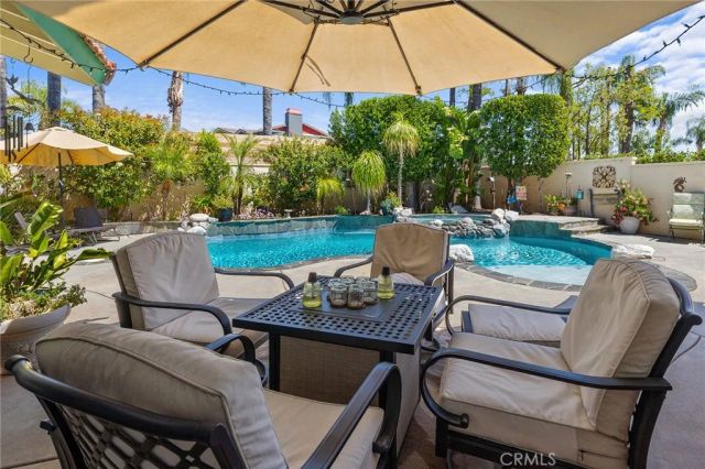 30542 Meadowlark, Canyon Lake, CA 92587