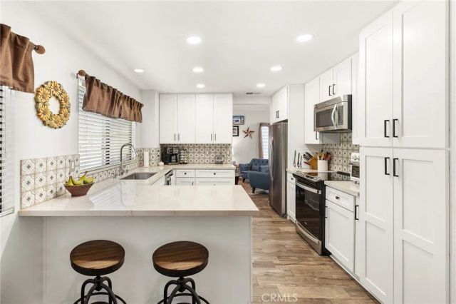 30542 Meadowlark, Canyon Lake, CA 92587