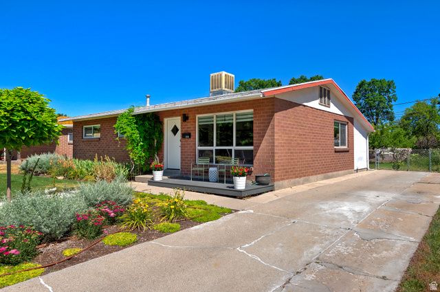 1374 W DUPONT AVE, Salt Lake City, UT 84116
