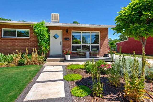 1374 W DUPONT AVE, Salt Lake City, UT 84116