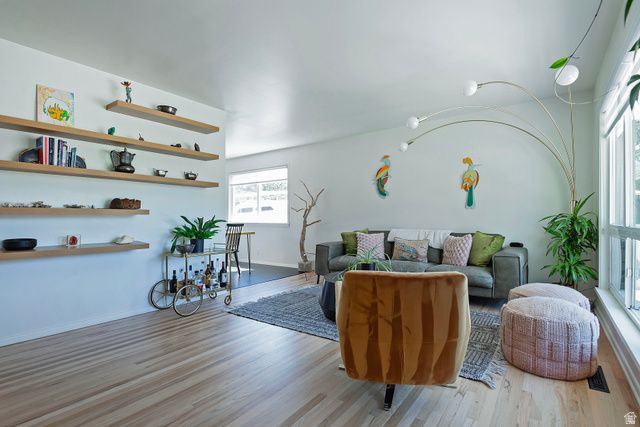 1374 W DUPONT AVE, Salt Lake City, UT 84116