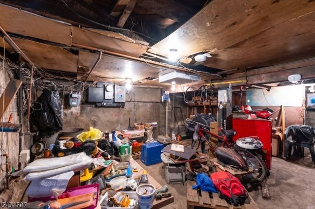 520 26Th St, Union City, NJ 07087