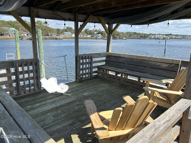 146 Greensboro Street, Supply, NC 28462