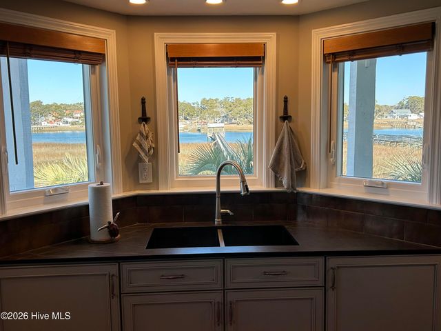 146 Greensboro Street, Supply, NC 28462