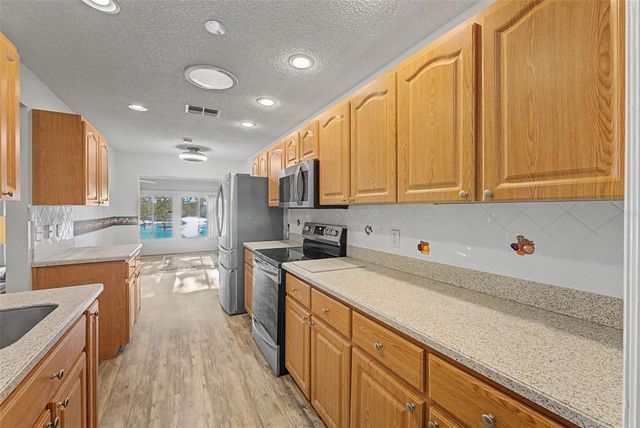 7406 HEATHER WALK DRIVE, Weeki Wachee, FL 34613