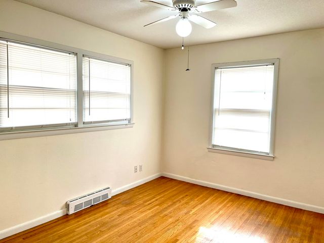 5727 E Memphis, Wichita, KS 67220