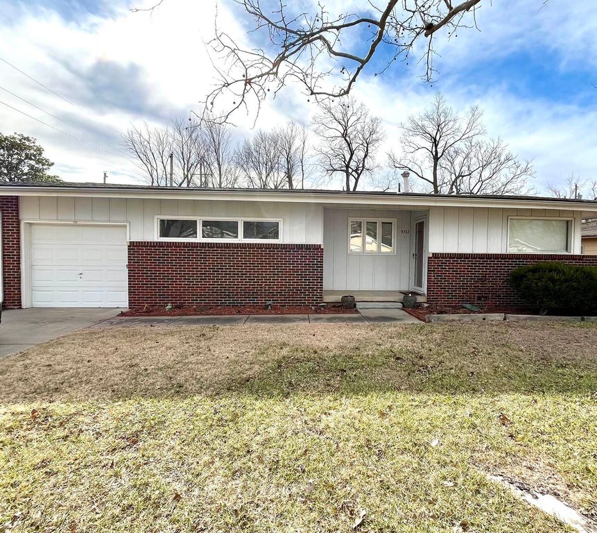 5727 E Memphis, Wichita, KS 67220