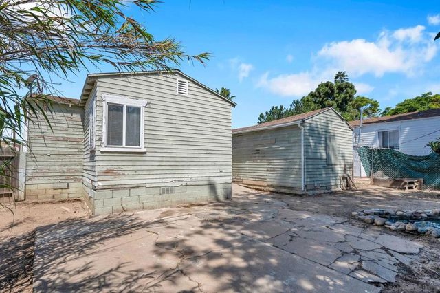 2235 El Prado Ave, Lemon Grove, CA 91945