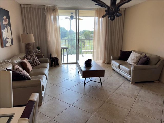 7690 NW 18th Street 408, Margate, FL 33063