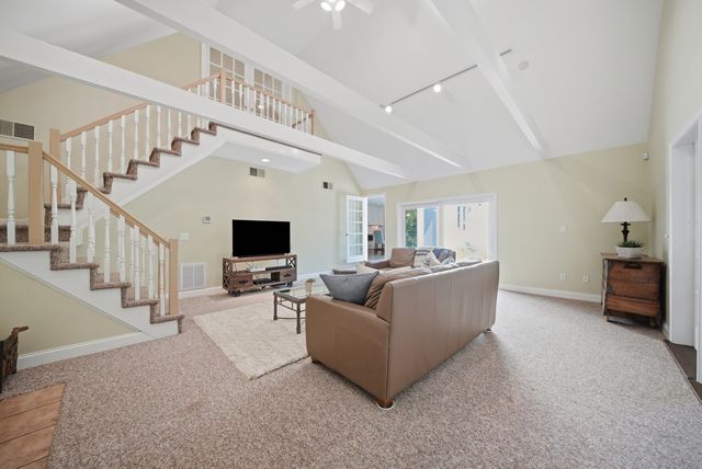 11 Olde Village Road, Salem, NH 03079