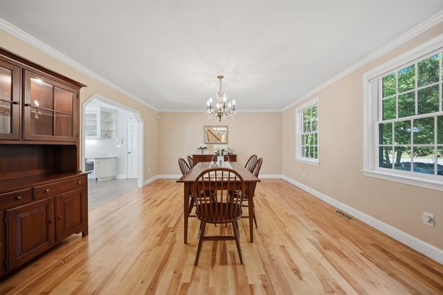 11 Olde Village Road, Salem, NH 03079
