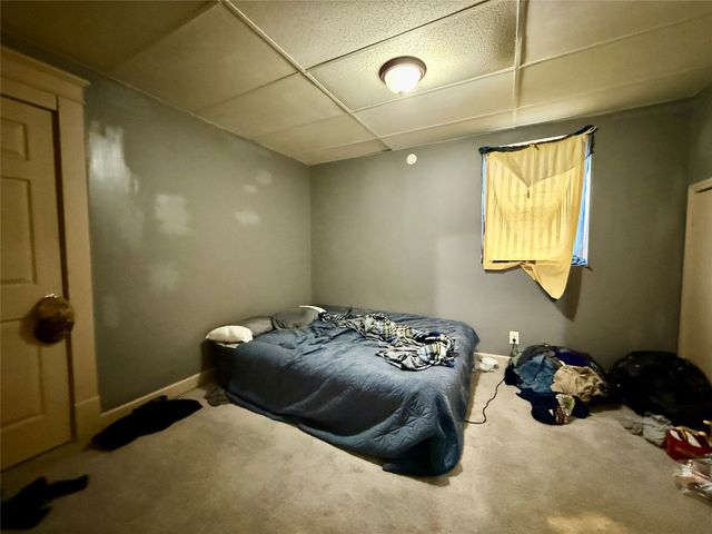 938-40 W 17TH Street, Erie, PA 16502