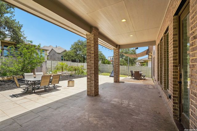 526 ORCHARD WAY, New Braunfels, TX 78132