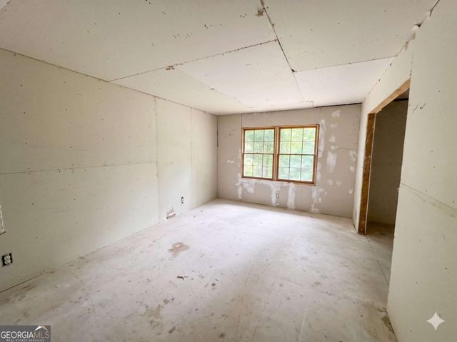 1512 Pine Circle, Lawrenceville, GA 30044