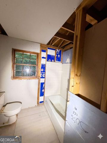 1512 Pine Circle, Lawrenceville, GA 30044