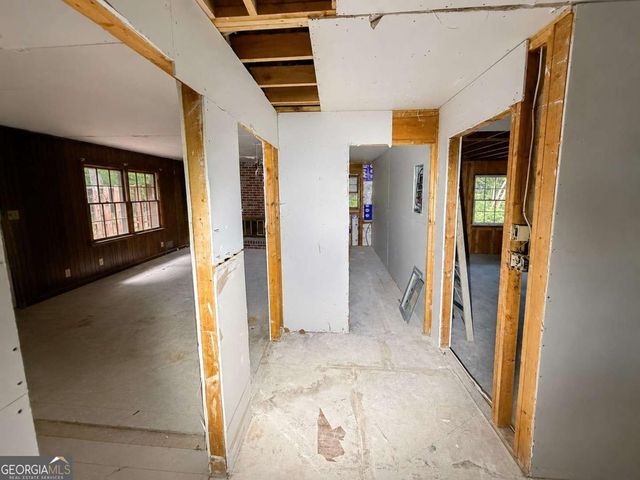 1512 Pine Circle, Lawrenceville, GA 30044