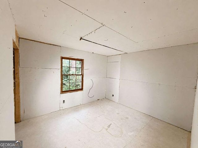 1512 Pine Circle, Lawrenceville, GA 30044
