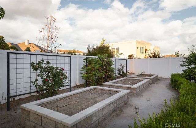 2228 Swanfield, Bakersfield, CA 93311