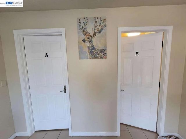 896 Lausanne Avenue, Daly City, CA 94014