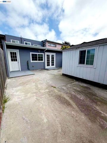 896 Lausanne Avenue, Daly City, CA 94014