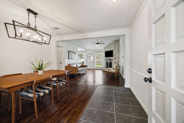 9707 Lawngate Drive, Houston, TX 77080